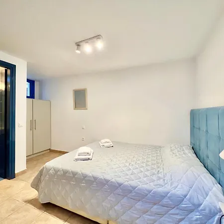 Blu & With Pool By Dadovillas Villa Barbati