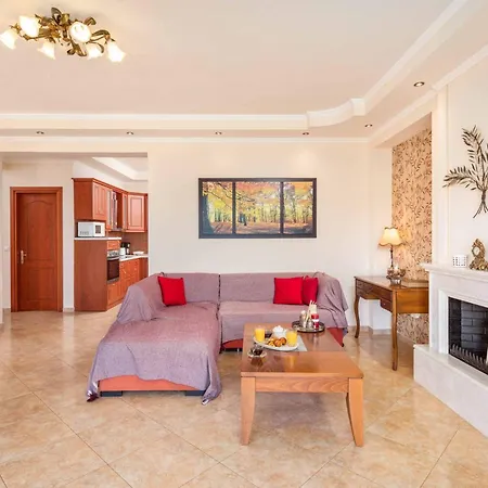 Romanza Alpha Villa