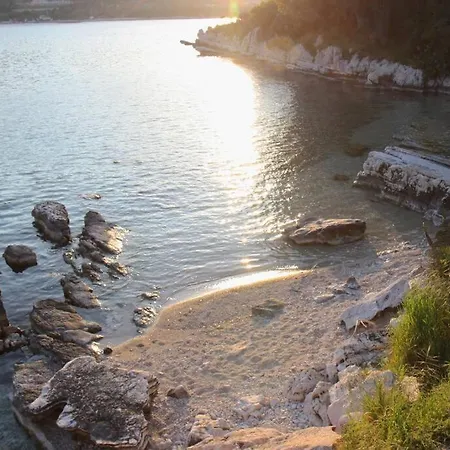 Villa Sea Front House In Kassiopi