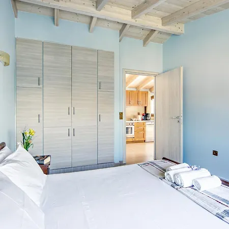 Romeo Seaside Luxury Agios Georgios Pagon