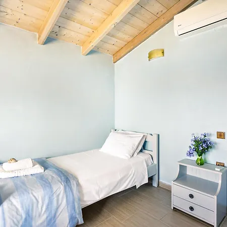 Romeo Seaside Luxury Agios Georgios Pagon