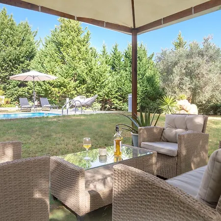 Villa Eleonas Luxury Homes *