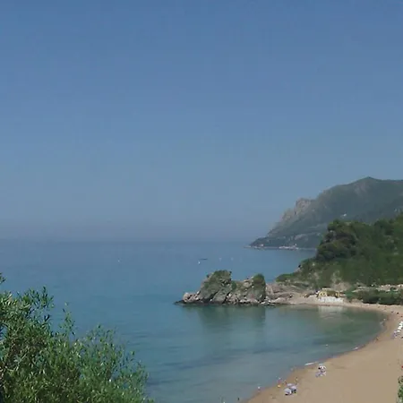 Apartment Luxury Loft With Pool - Beach, Corfu *