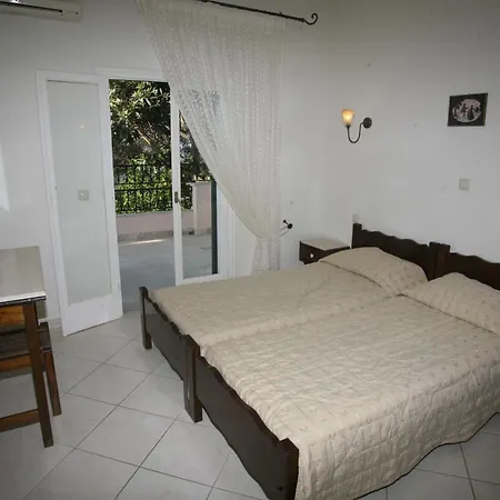 Aparthotel Aphrodite Nissaki *