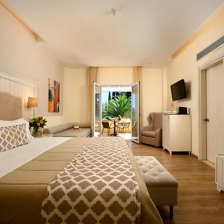 Art Debono Hotel 4*
