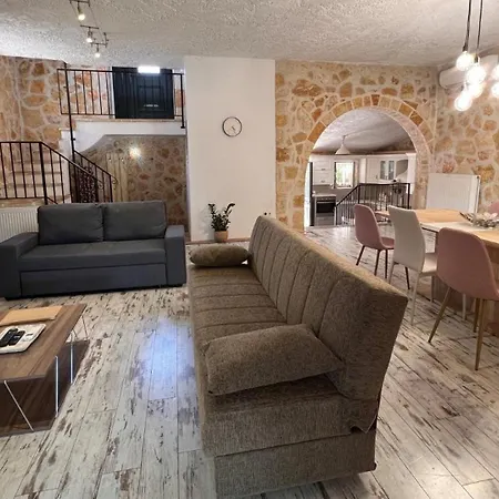 Villa Splendid Gouvia - 3 Bedrooms - Yiarios - Private Children's Playground *