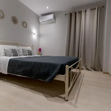 Margarita Apartment *