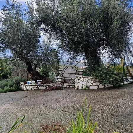 Nafsika Apartment Vigglatouri