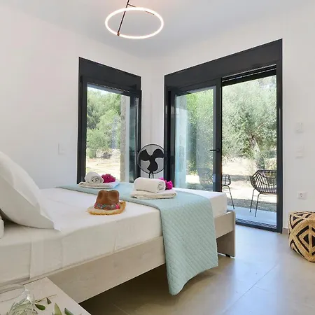 Kalloni Villa *