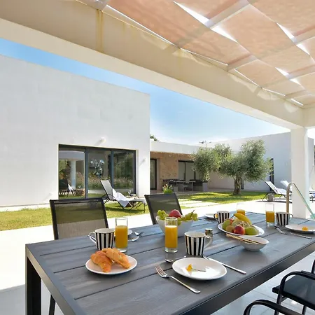 Kalloni Villa *