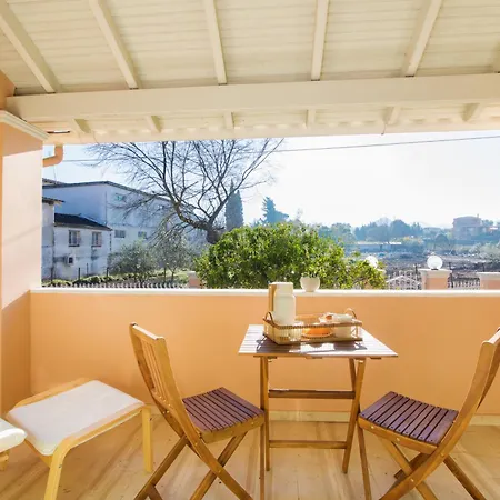 Lallo Living Villa Viros