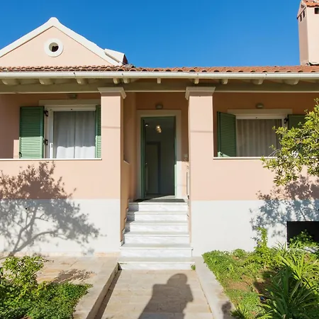 Lallo Living Villa Viros