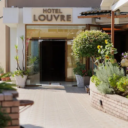 Hotel Louvre 3*