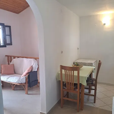 Apartment Kerasia - 4 &