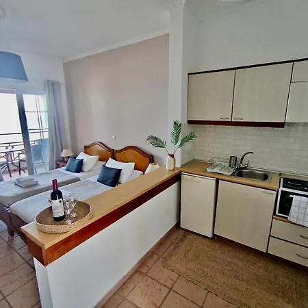 Aparthotel Nereides Agios Gordios (Corfu)