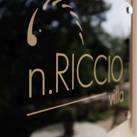N.riccio Villa *