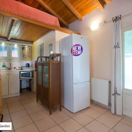 House In The Olive Garden Apartment