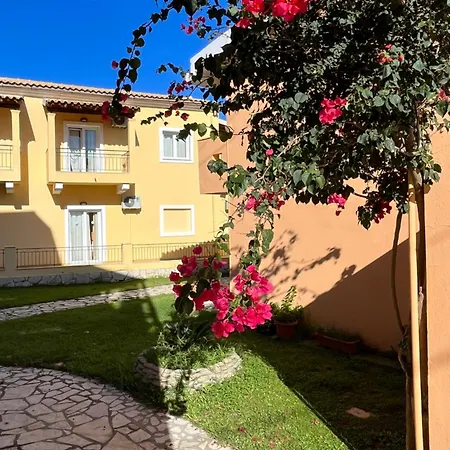 Hotel Meraki Kávos