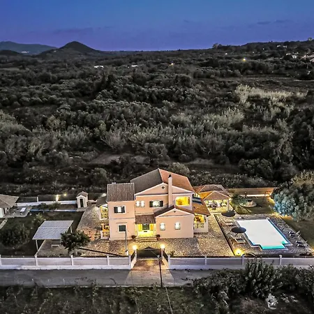 Skidi House Holiday home *