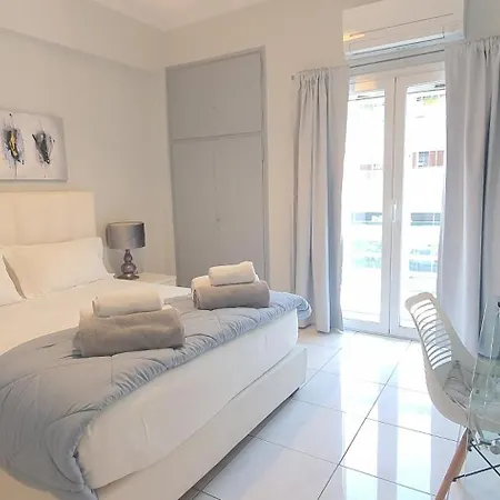 Corfu Center Design Incl Private Parking Apartment