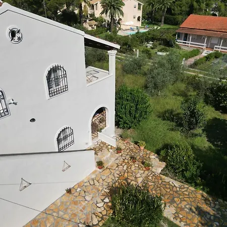 Kouros Apartment Litheres