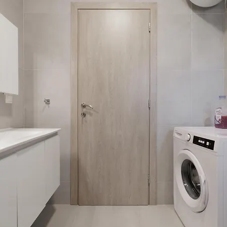 Sundial House Apartment *