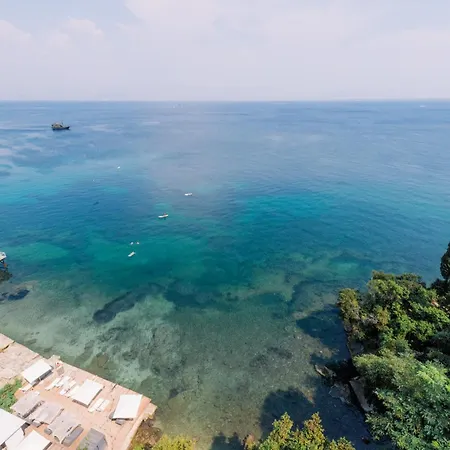 Ray Corfu Perama (Corfu)
