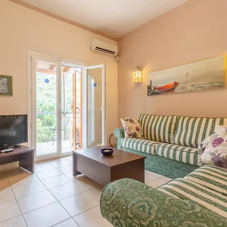 Apartment Fay Agios Stefanos (Thinali)