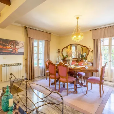 Villa Durrell