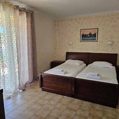 Corfu Apartment *
