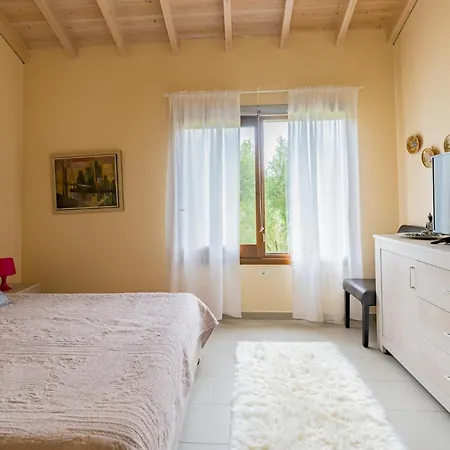 Matthaeus Am Corfutrail, Ferienoase Im Olivenhain 3 Km Zum Holiday home Giannades