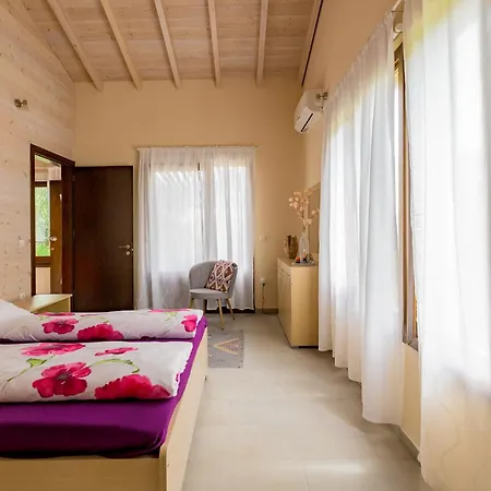 Holiday home Matthaeus Am Corfutrail, Ferienoase Im Olivenhain 3 Km Zum *