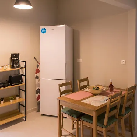 Elegia Apartment Mantouki