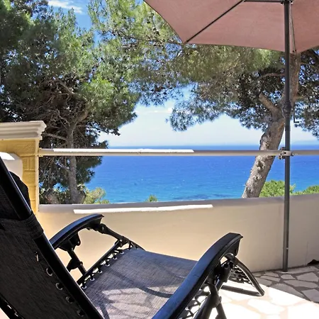 Apartment Onar By The Sea