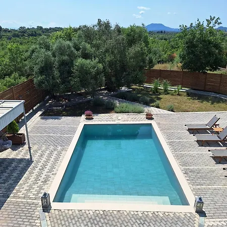 Villa Serenity - Off Grid Poulades