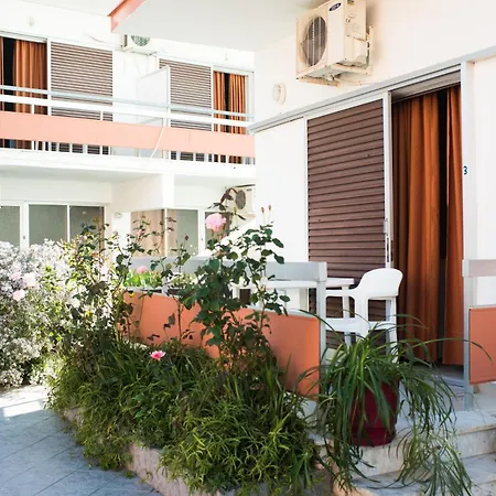 Sunlight Hotel 2*