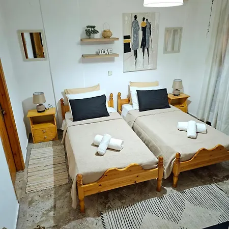 Holiday home Paola Dragotina