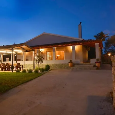 Holiday home The Avra Gardens *
