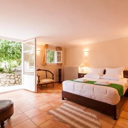 Villa Victor By *