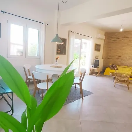 Holiday home Zacharenia Cozy House With Sea Views *