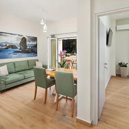Uniqapt Garitsa Woods Apartment