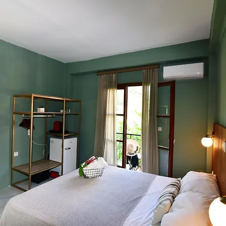 Guest house Lord Ape Club *