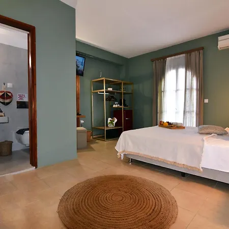 Lord Ape Club Guest house