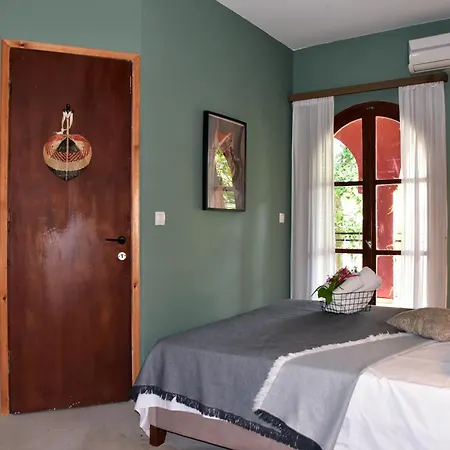 Lord Ape Club Guest house Benitses (Corfu)