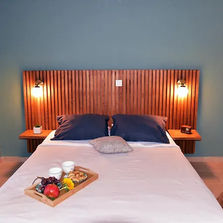 Guest house Lord Ape Club