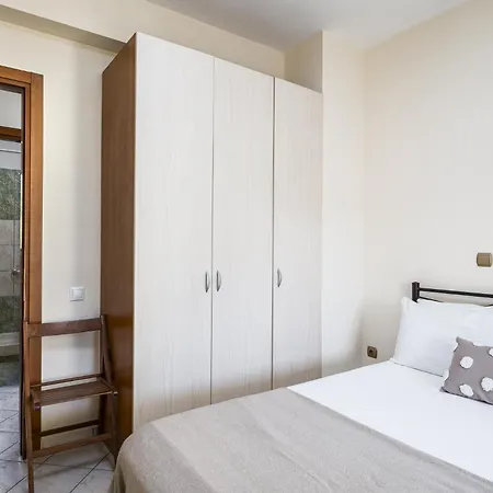 Nina With Private Plunge Pool, 5km To Corfu Town Villa