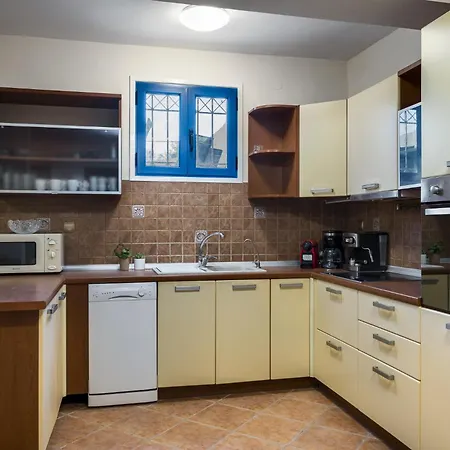 Villa Nina With Private Plunge Pool, 5km To Corfu Town Corfu (city)