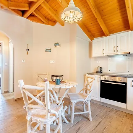 Apartment Konstantina Lulas Penthouse