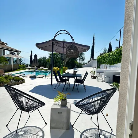 Grande Terra With Swimming Pool