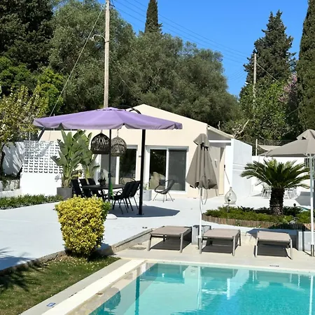 Grande Terra With Swimming Pool Spartylas